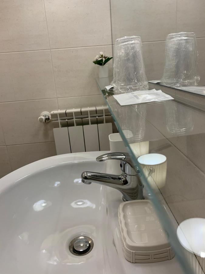 מלון לה ספציה Mama מראה חיצוני תמונה